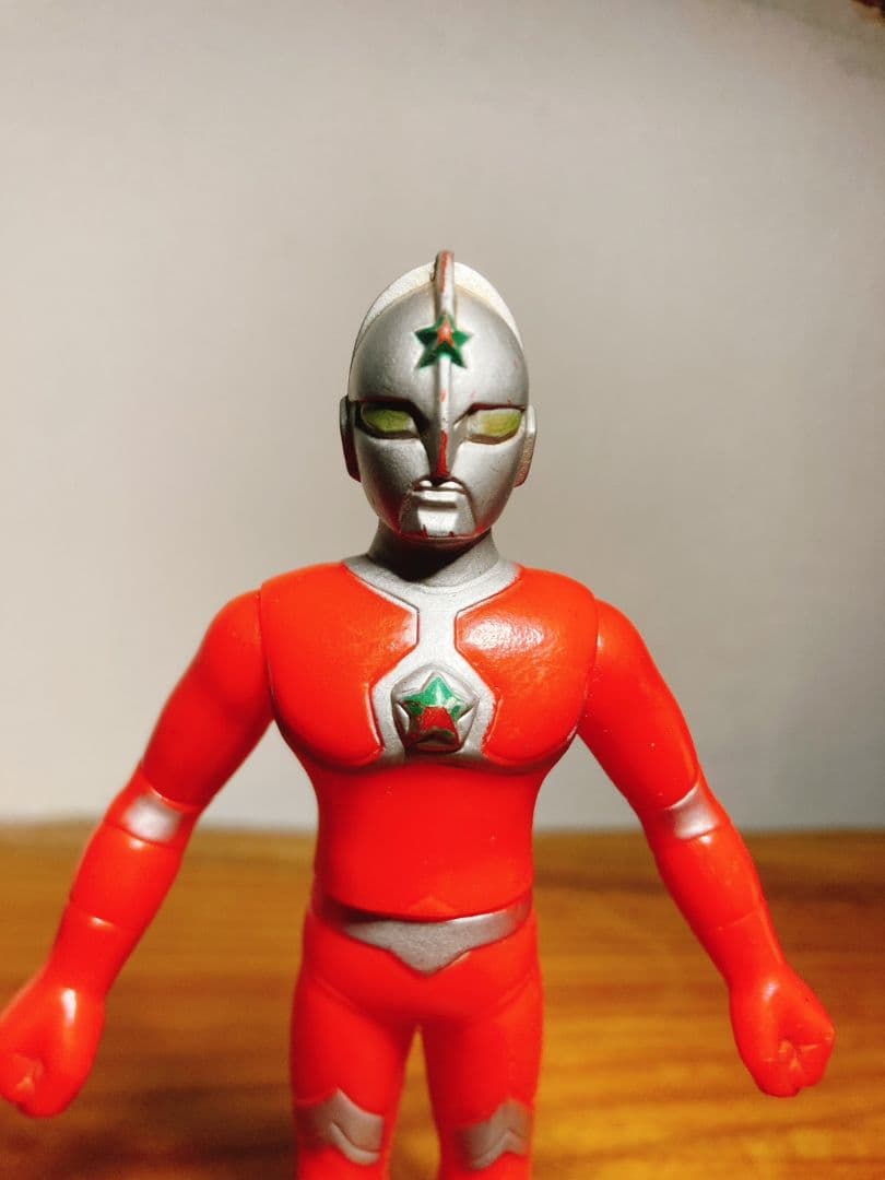 ザ・ウルトラマンソフビ ウルトラマンジョーニアス - メルカリ