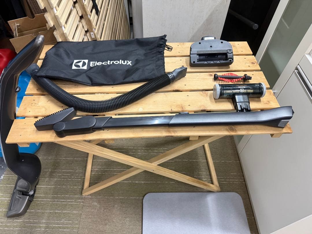 洗浄消毒作業済】エレクトロラックス エルゴラピード クリーナーZB3323PL