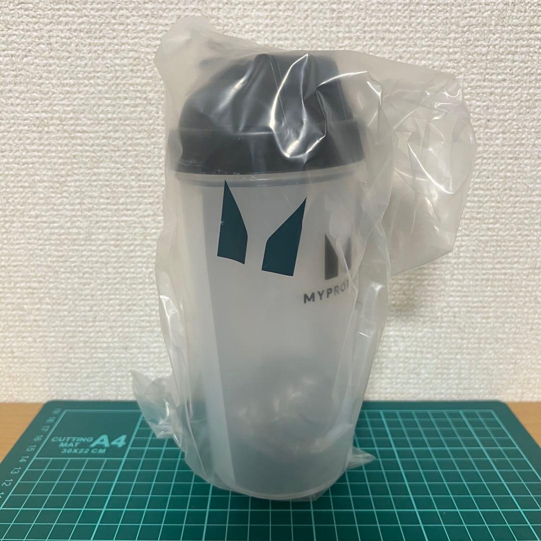 ウエイトゲイナー ストロベリー 2.5kg×2袋 専用シェイカー付き