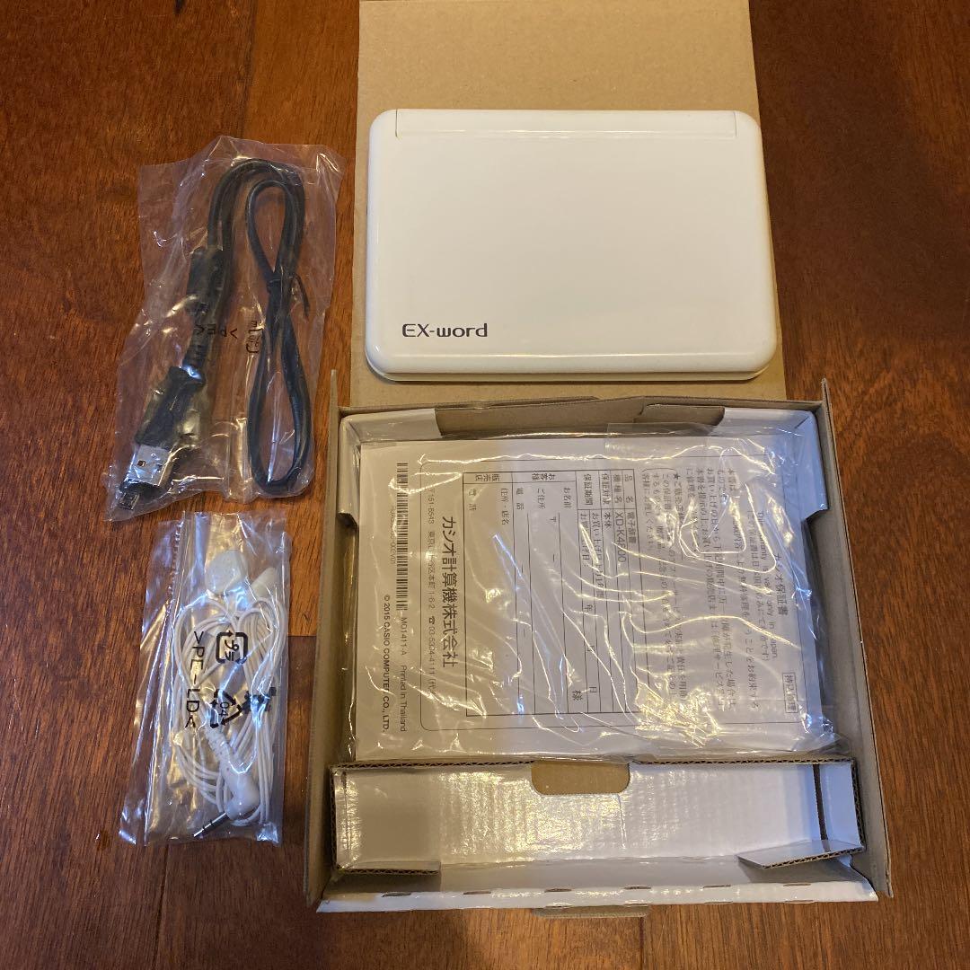 CASIO XD-K4800WE   ホワイト Amazon | カシオ 電子辞書 エクスワード 高校生モデル XD-K4800WE