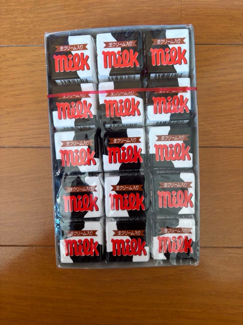 いちごつみ、カプリコ、チロルチョコポッキーチョコもち紗々小2026年7