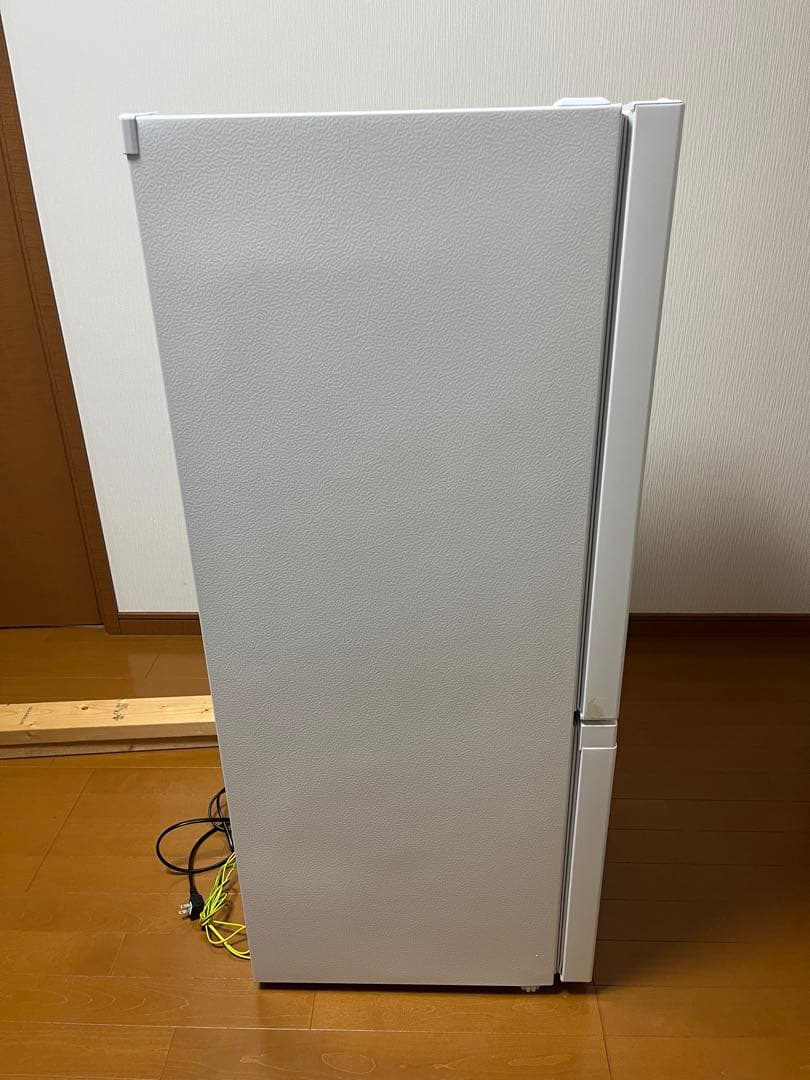 MAXZEN 117L 小型冷蔵庫 白 2024年式 - メルカリ