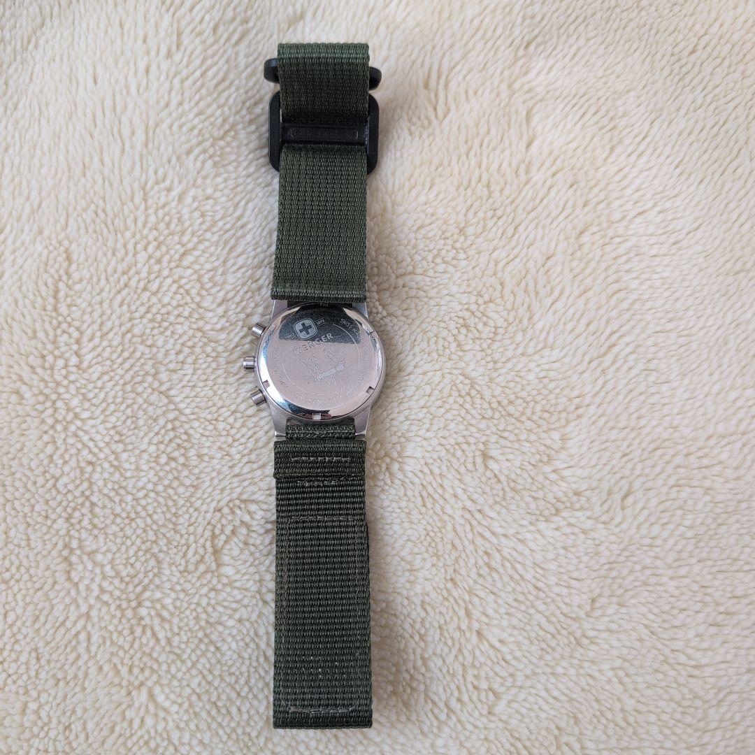 s*u様 ウェンガー 7082X 青島モデル 踊る グリーン 腕時計【電池交換済