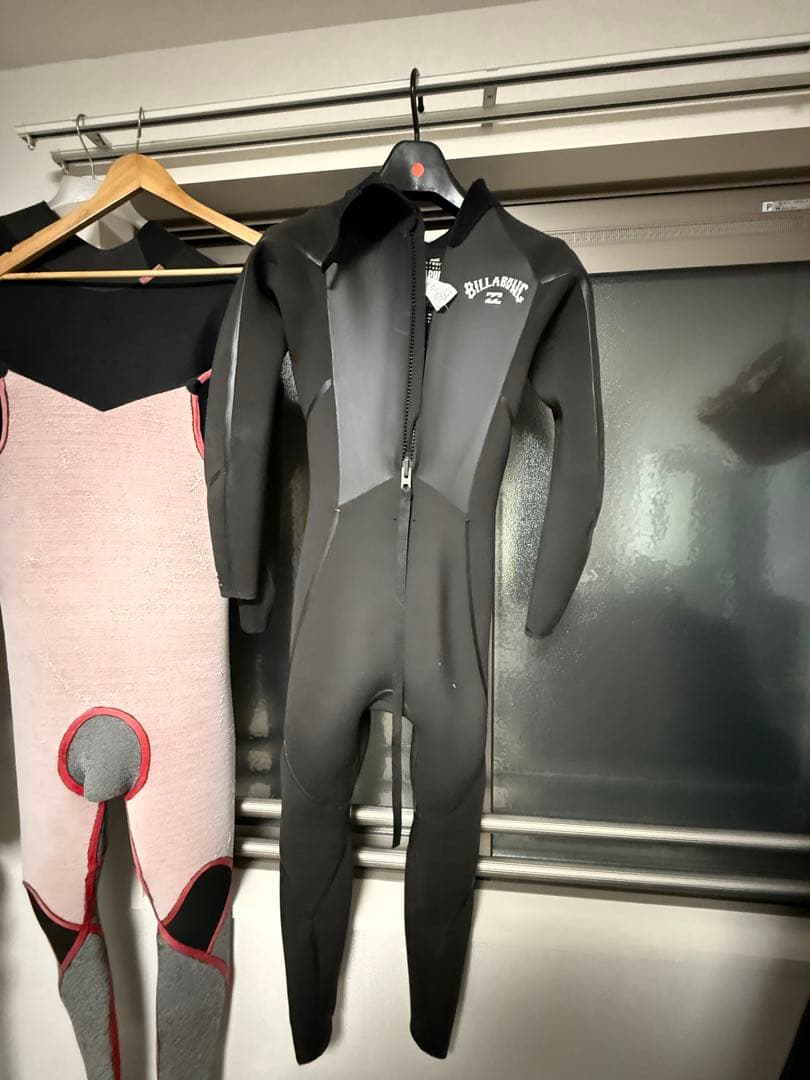 BILLABONG Absolute 4/3mm MLサイズ ブラックの通販はau PAY