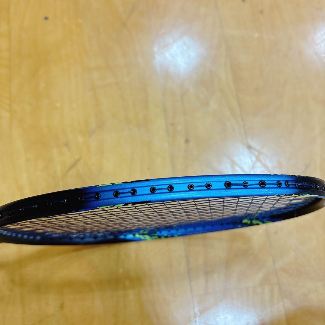 バドミントン ラケット ナノフレア700 廃盤 美品 人気 希少品 4UG5