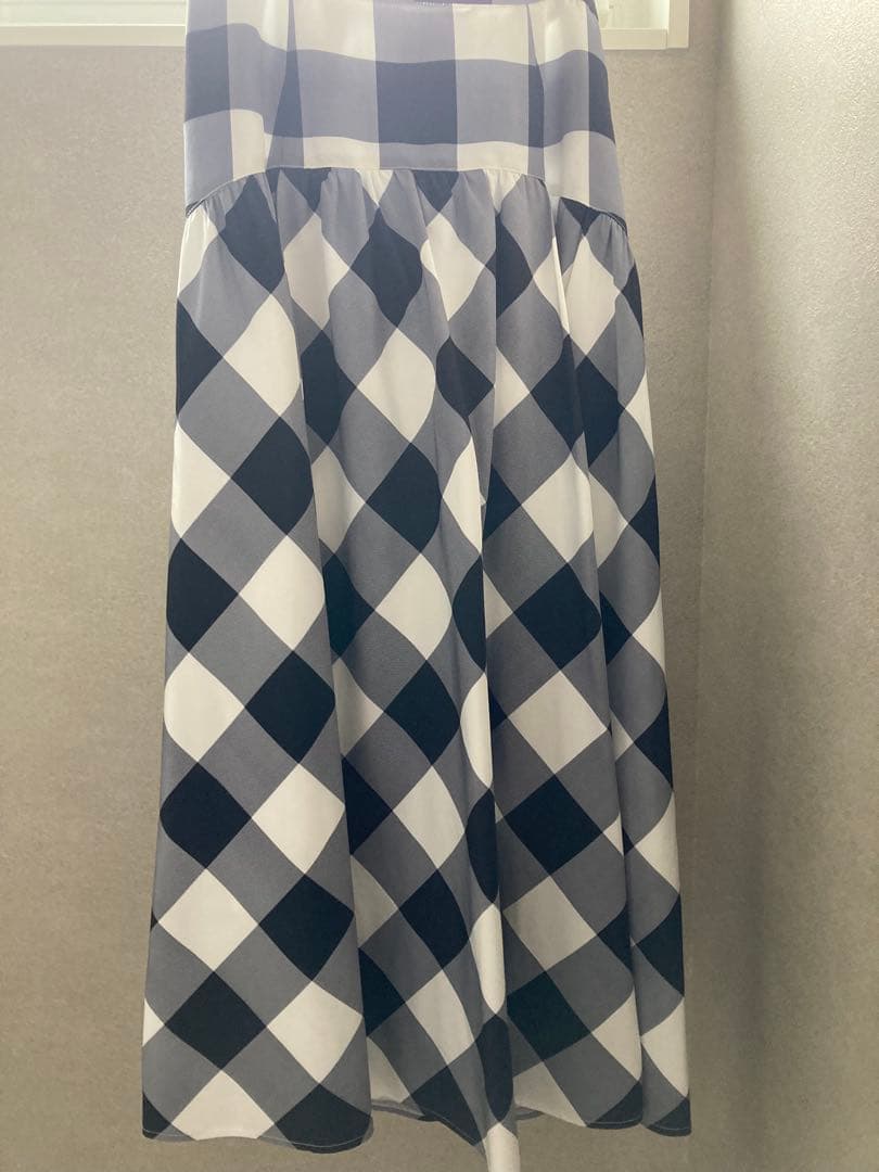 ジャスグリッティー タックフレアスカート ギンガムチェック - メルカリ