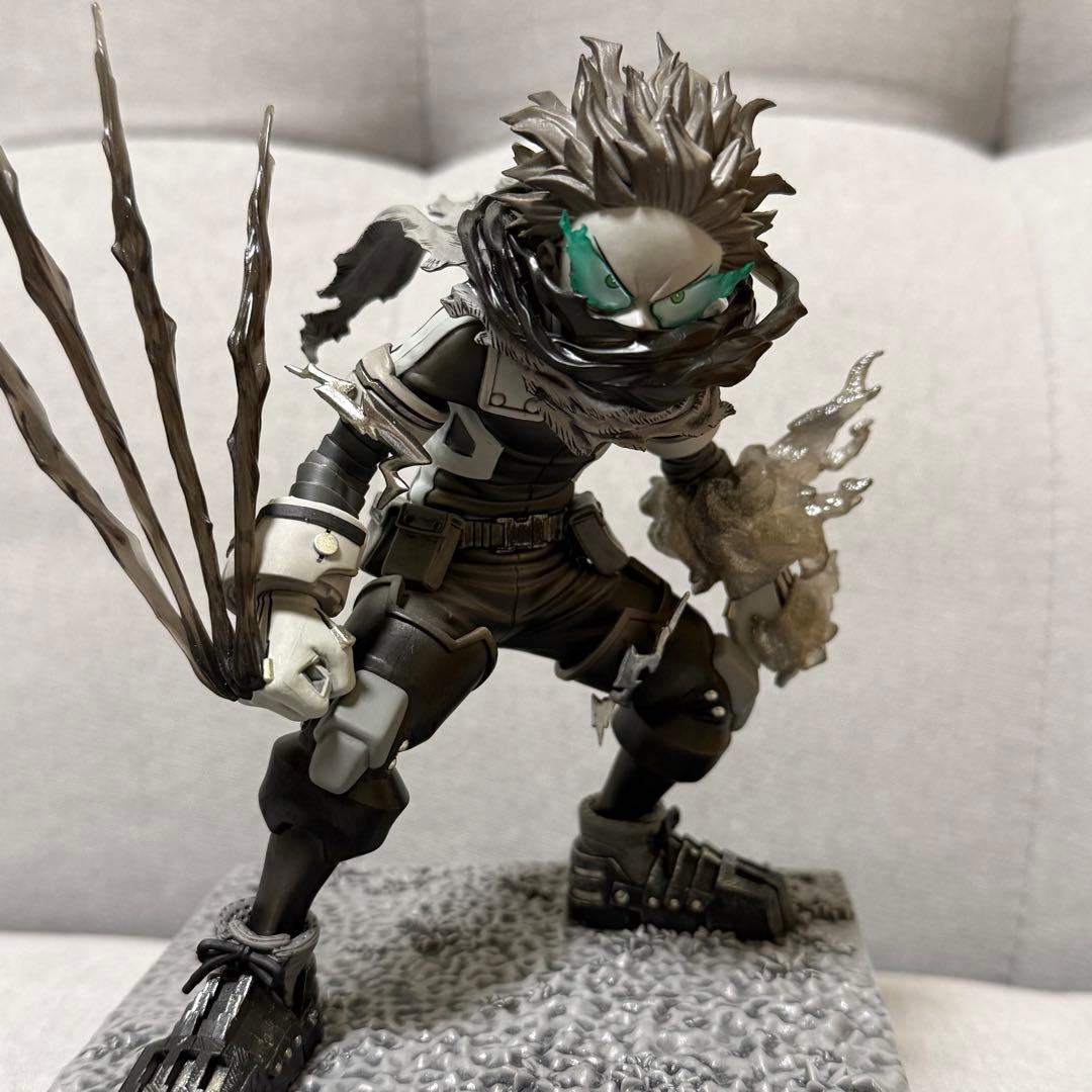 ジャンプGIGA 緑谷出久 フィギュア 中古