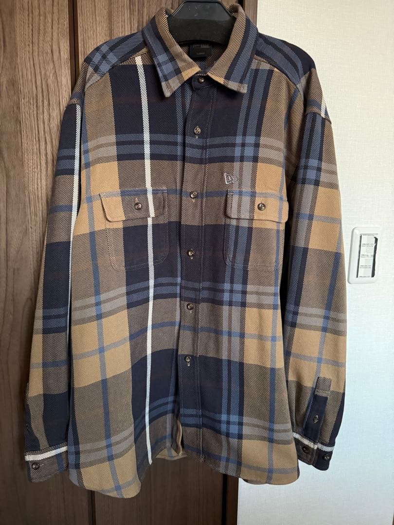 NEWERA（ニューエラ）フランネルシャツBLACKLABEL 重盛さと美着用