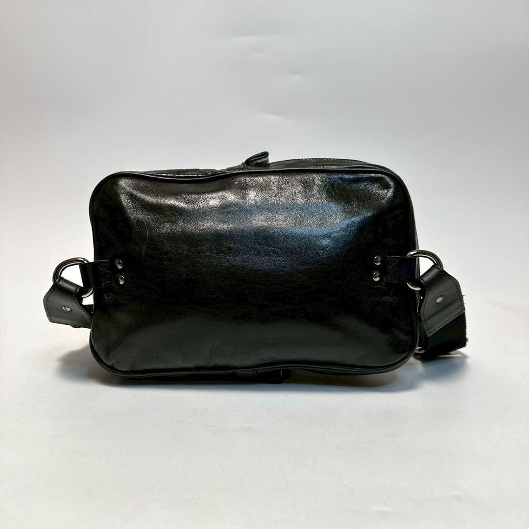 p50【極美品】クロエ レザー ブラック カデナ ボディバッグショルダー
