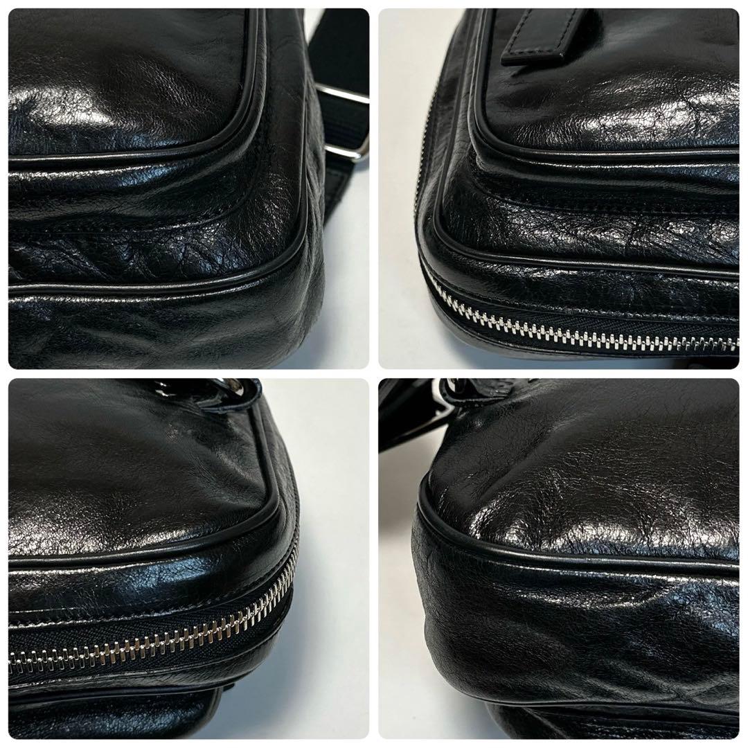 p50【極美品】クロエ レザー ブラック カデナ ボディバッグショルダー