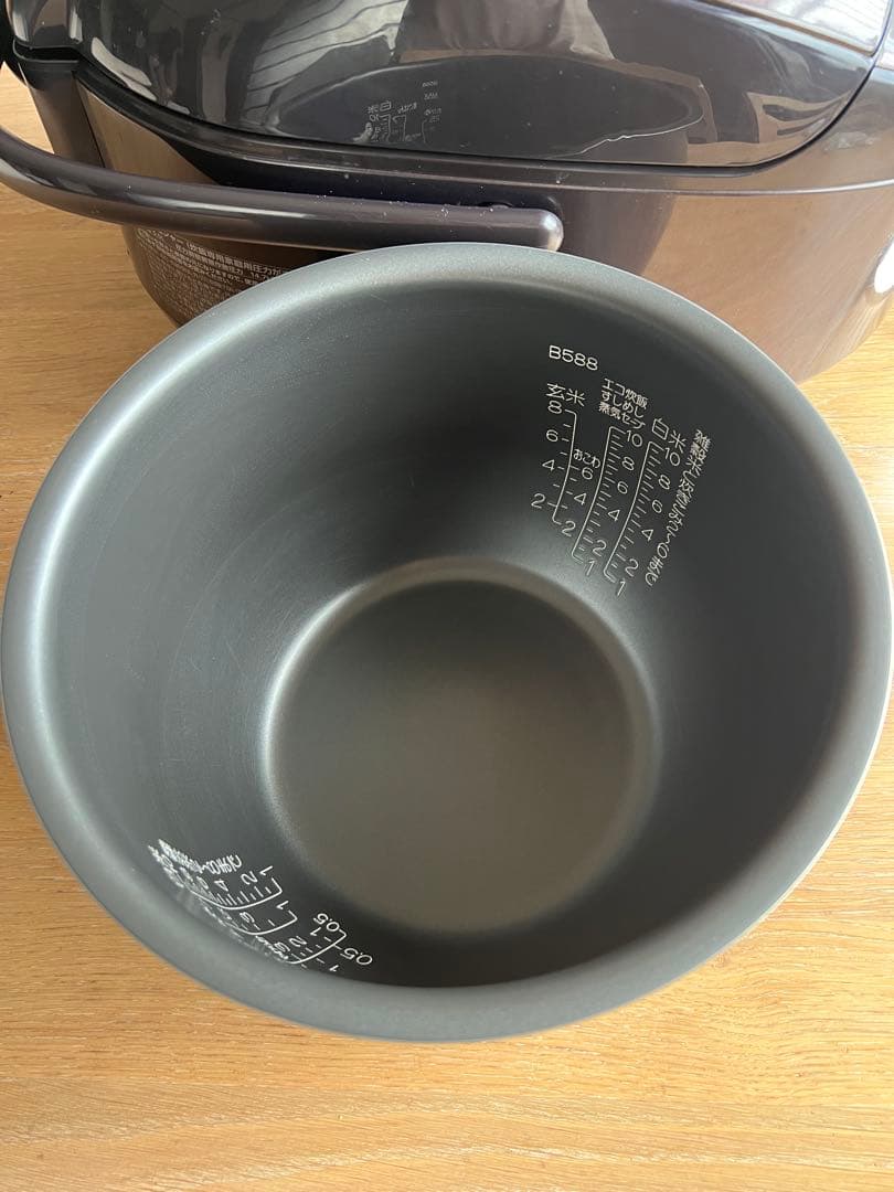 象印 NP-ZU18 炊飯器 10合ジャンク、釜のみ 象印 NP-ZU18 炊飯器 10合