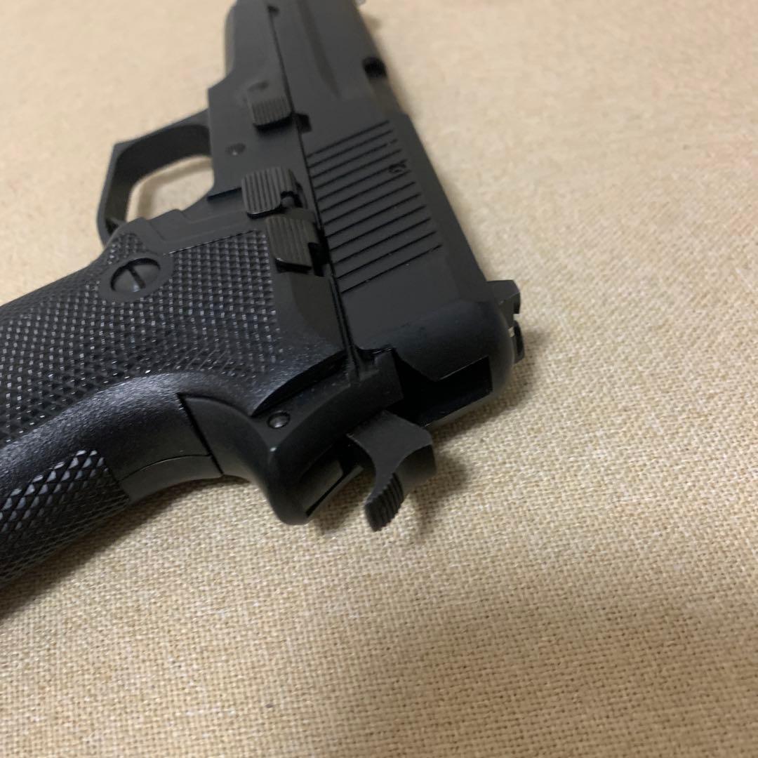 タナカ 9mm拳銃 SIG SAUER P220陸上自衛隊仕様 ガスガン