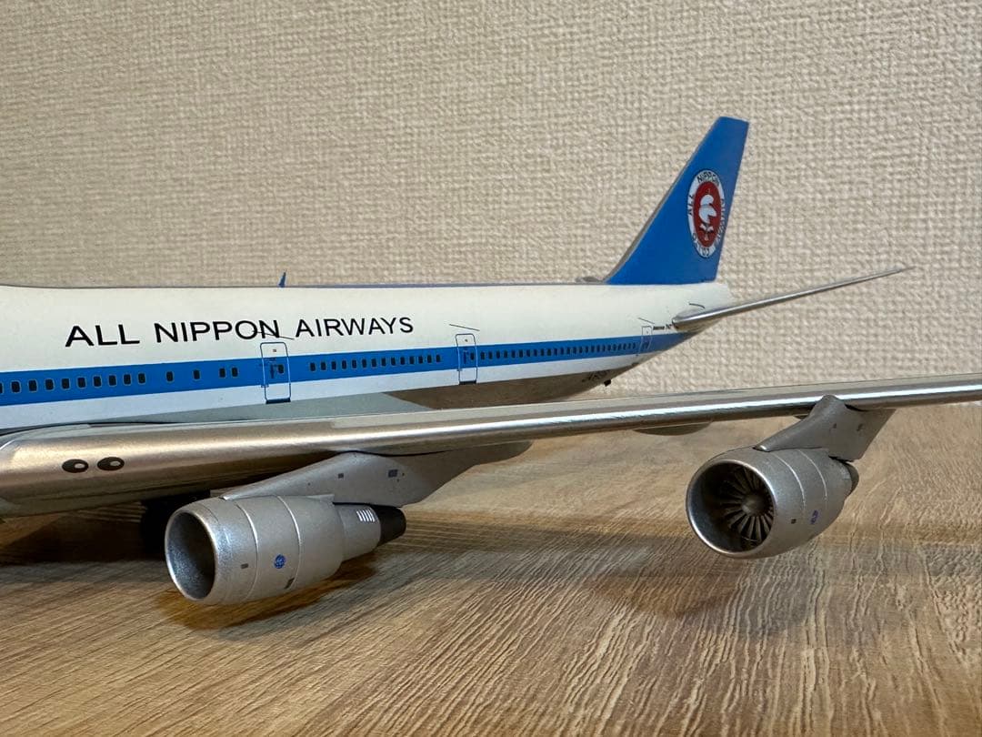 ANA B747SR-100全日空 BBOX 1/200 JA8136 - メルカリ