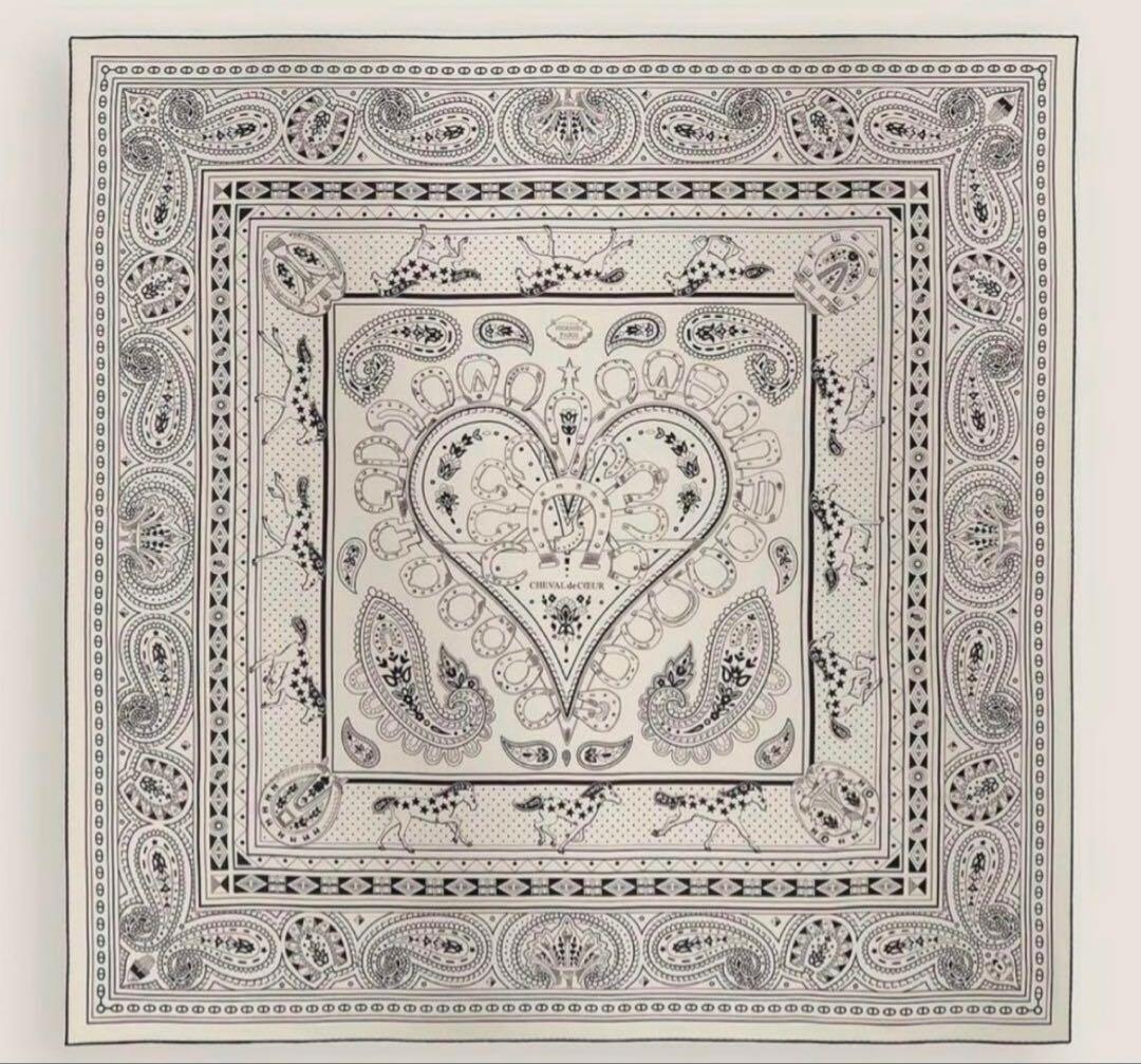 新品HERMES エルメスカレジェアン 《シュヴァル・ドゥ・クール・ バンダナ》