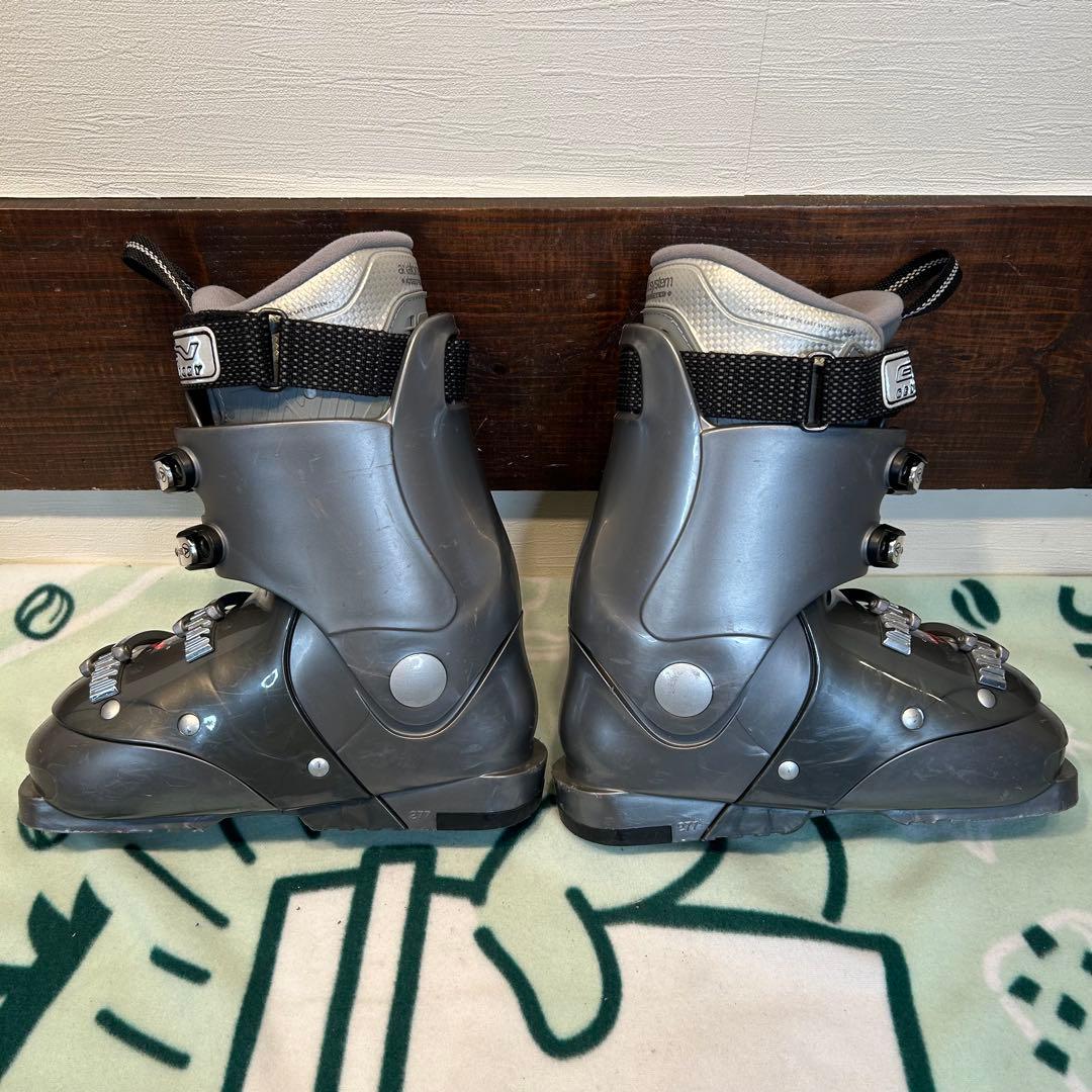 ◇売約済◇ KNEISSL BIGFOOT 64cm ブーツ　23〜23.5cm