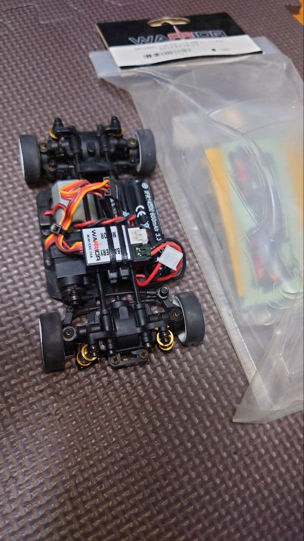 YOKOMO 1/28 ウォーリア 新品ボディー付