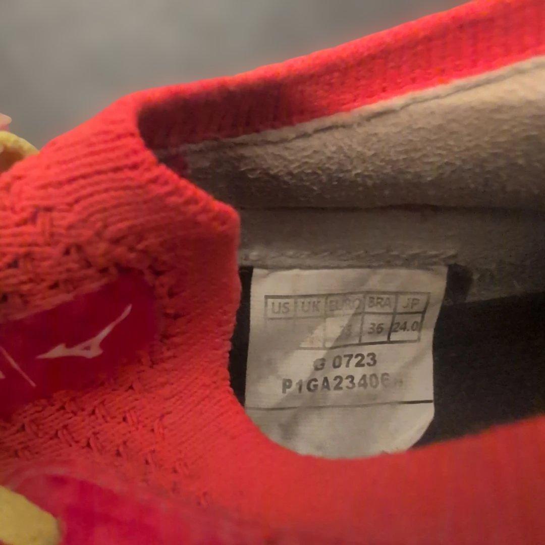 2/23迄】モレリアネオ4β 24cm フェアリーコーラル×ボルト - メルカリ