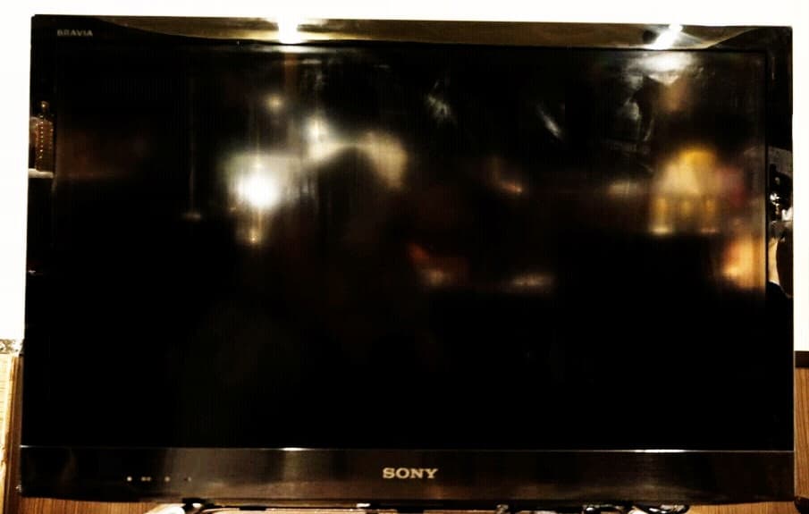 SONY 液晶デジタルテレビ KDL32EX420 KDL-32EX420 特長 : デザイン | テレビ ブラビア | ソニー