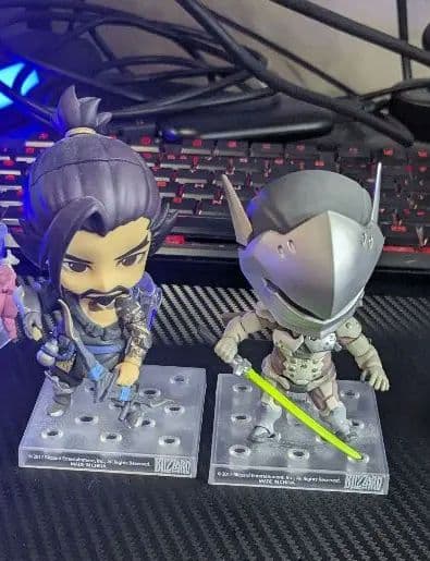 ねんどろいど　ゲンジ、ハンゾー オーバーウォッチ」のゲンジとその兄・ハンゾーのシマダ兄弟がそろって