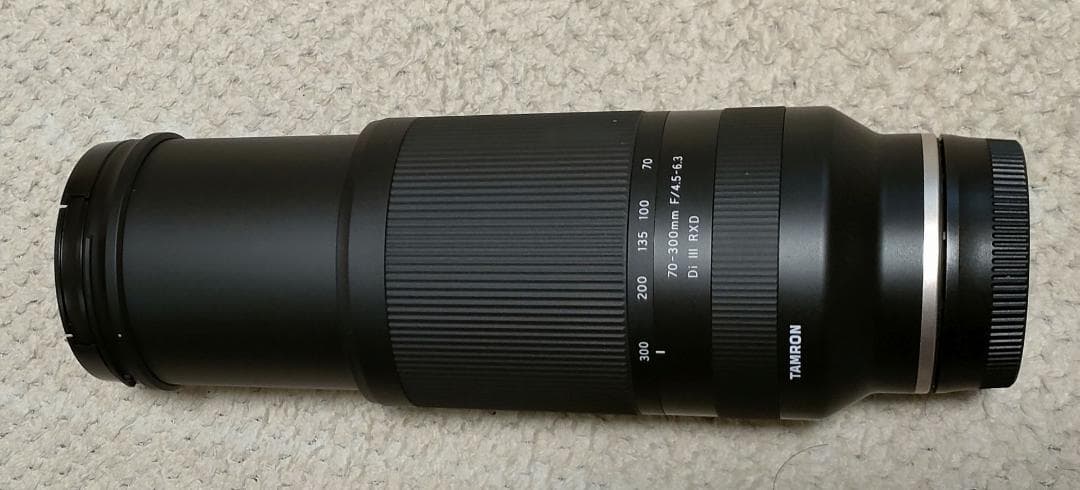 タムロン 70-300mm F4.5-6.3 Di Ⅲ RXD SONY用