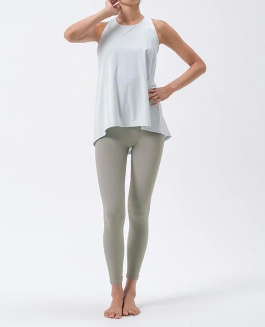 最終価格】バックツイストタンクトップ（タンクトップのみ）LAVA