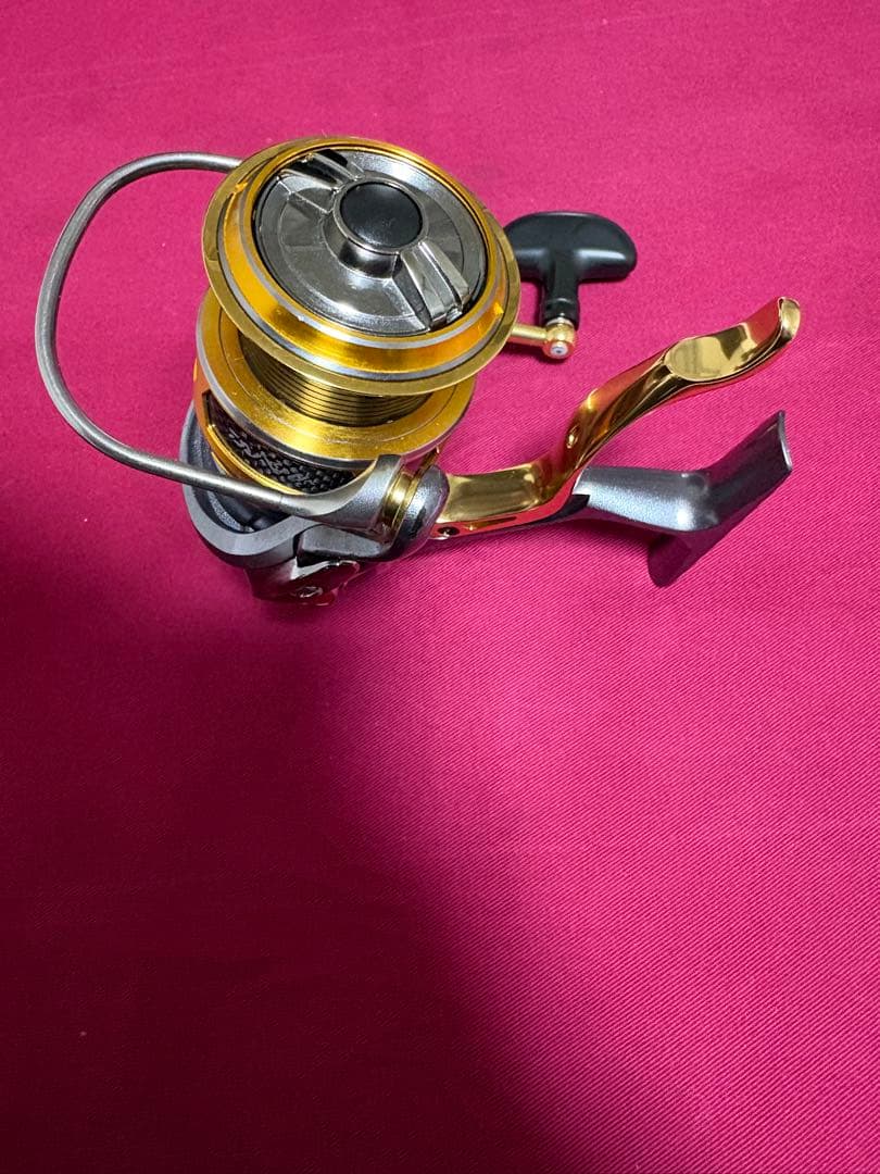 ダイワ トーナメント ISO 3000SH-LBD レバーブレーキ 磯用 - メルカリ