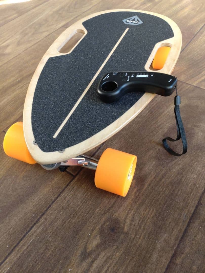 電動スケボー 新品 未使用 リモコン コンパクト 軽量モビリティ 充電器