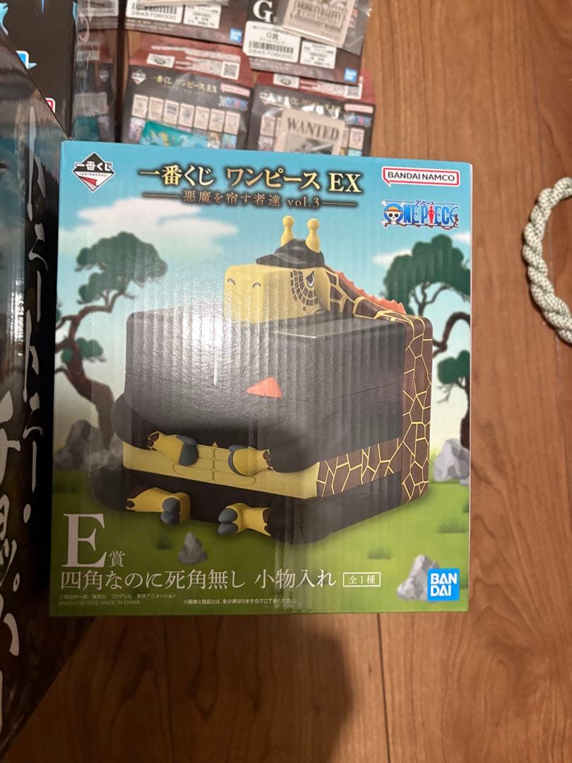 一番くじ　ワンピース　EX ルフィ　チョッパー　カク　四角なのに死角なし