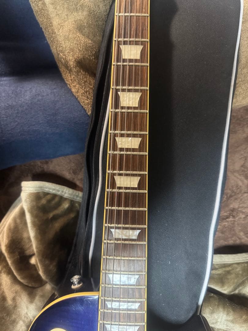 売り切り‼️Epiphone Les Paul Standard 青 ケース付き