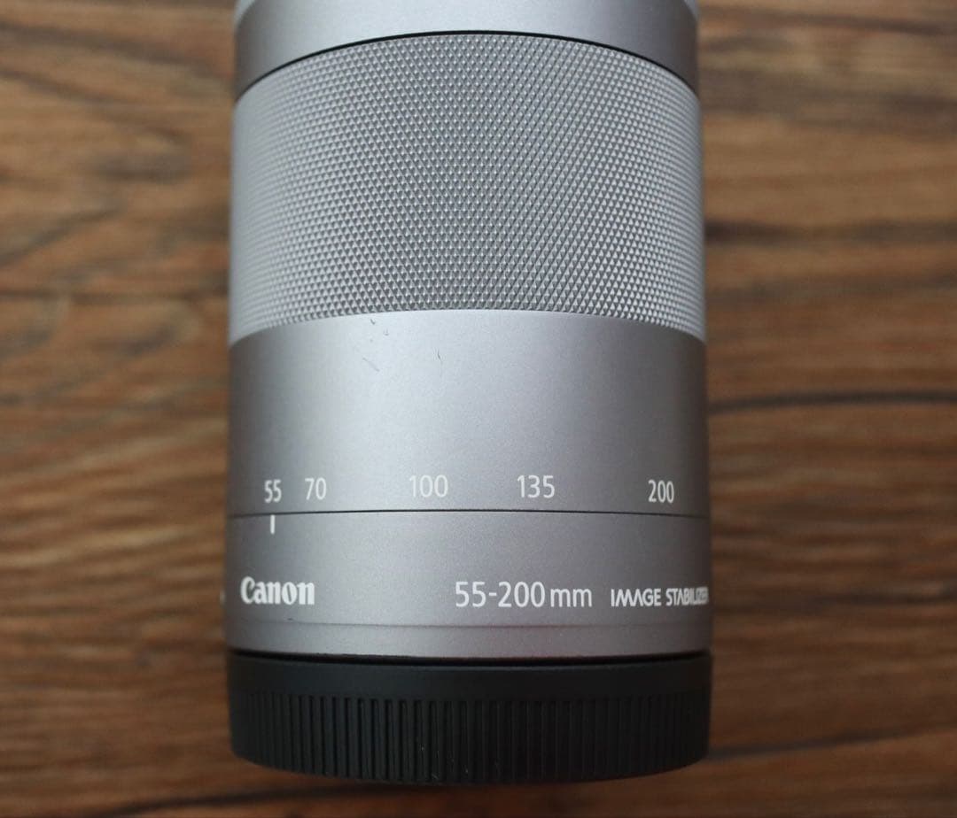 Canon EF-M 55-200mm F4.5-6.3 シルバー 望遠レンズ