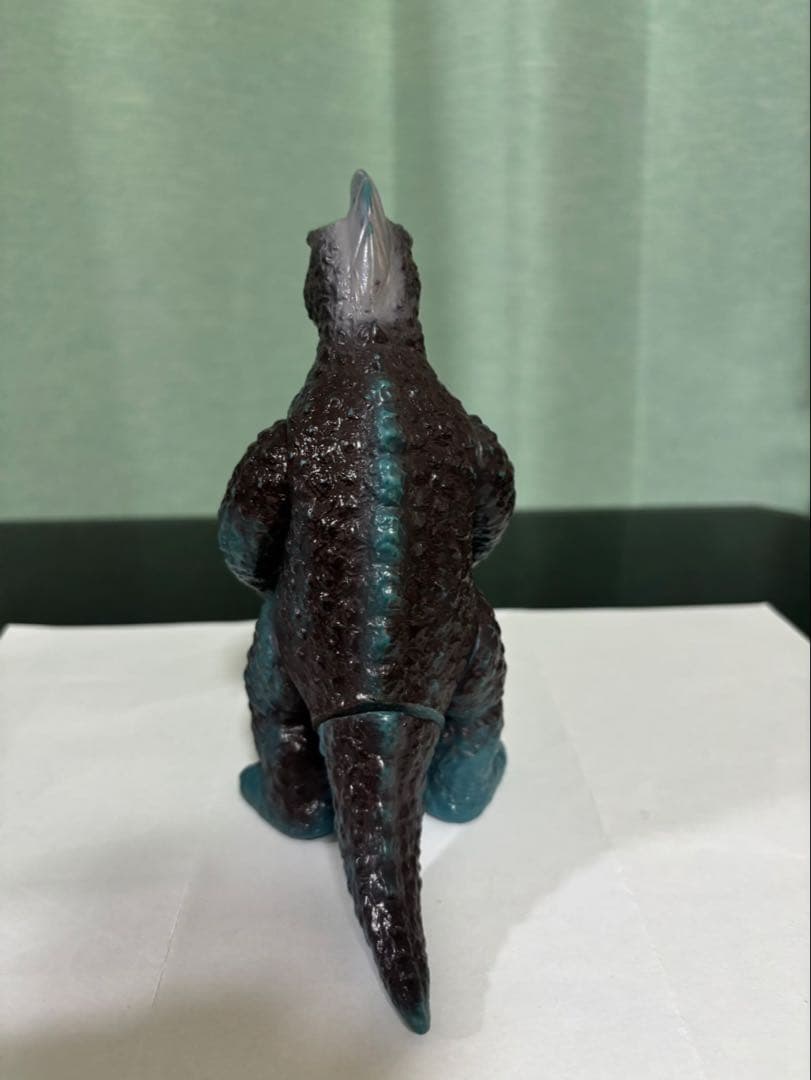 帰ってきたウルトラマン　凶暴怪獣アーストロン　ソフビ人形