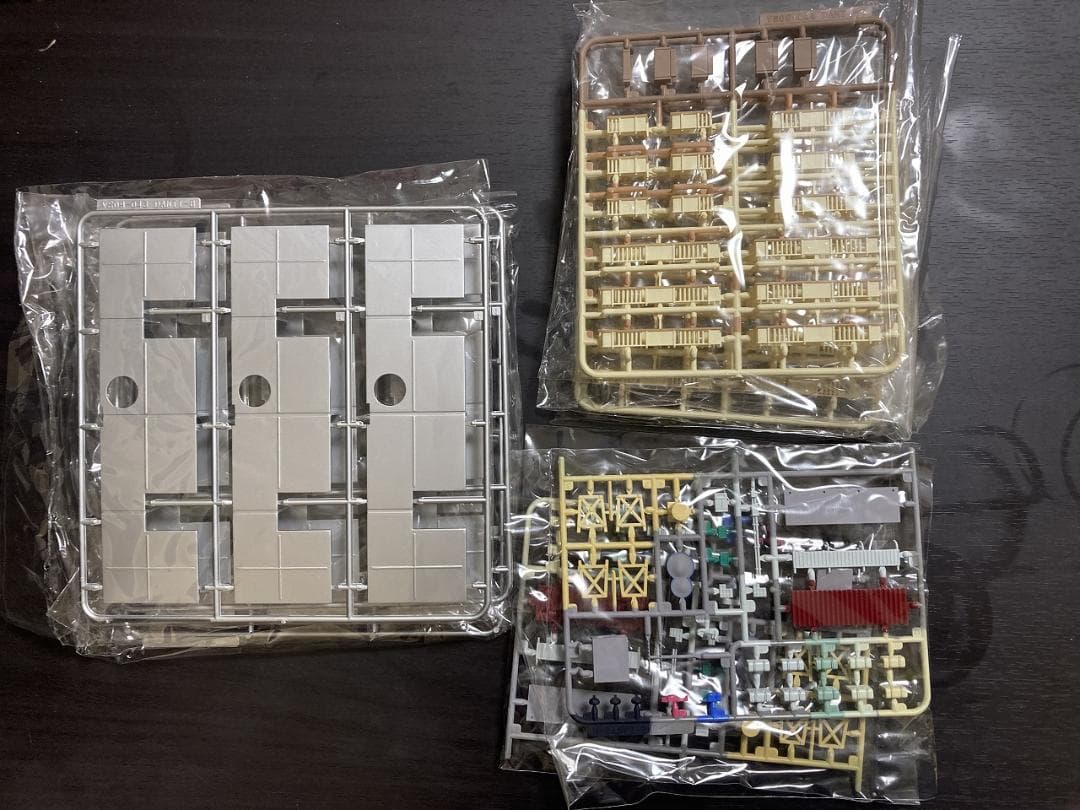 1/150 団地【未開封】アイボリー 2棟セット【絶版・塗装済品】