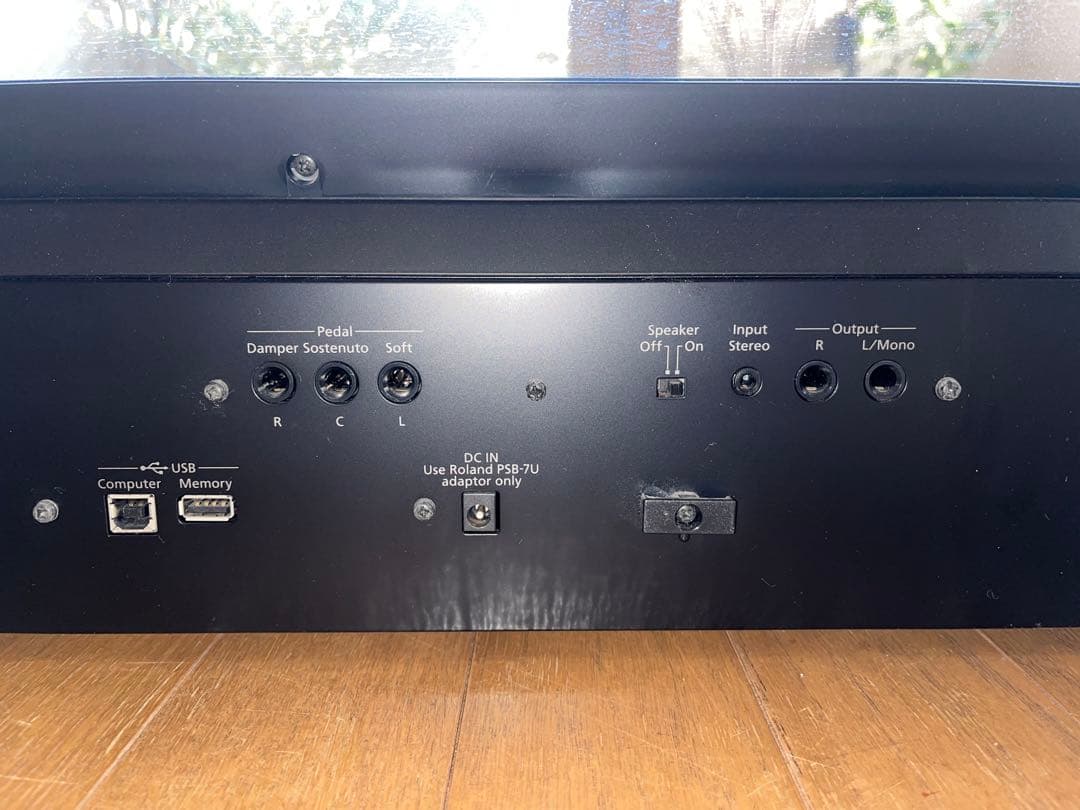 Roland FP-60 電子ピアノ 88鍵（スタンド/ペダル付き・使用頻度少