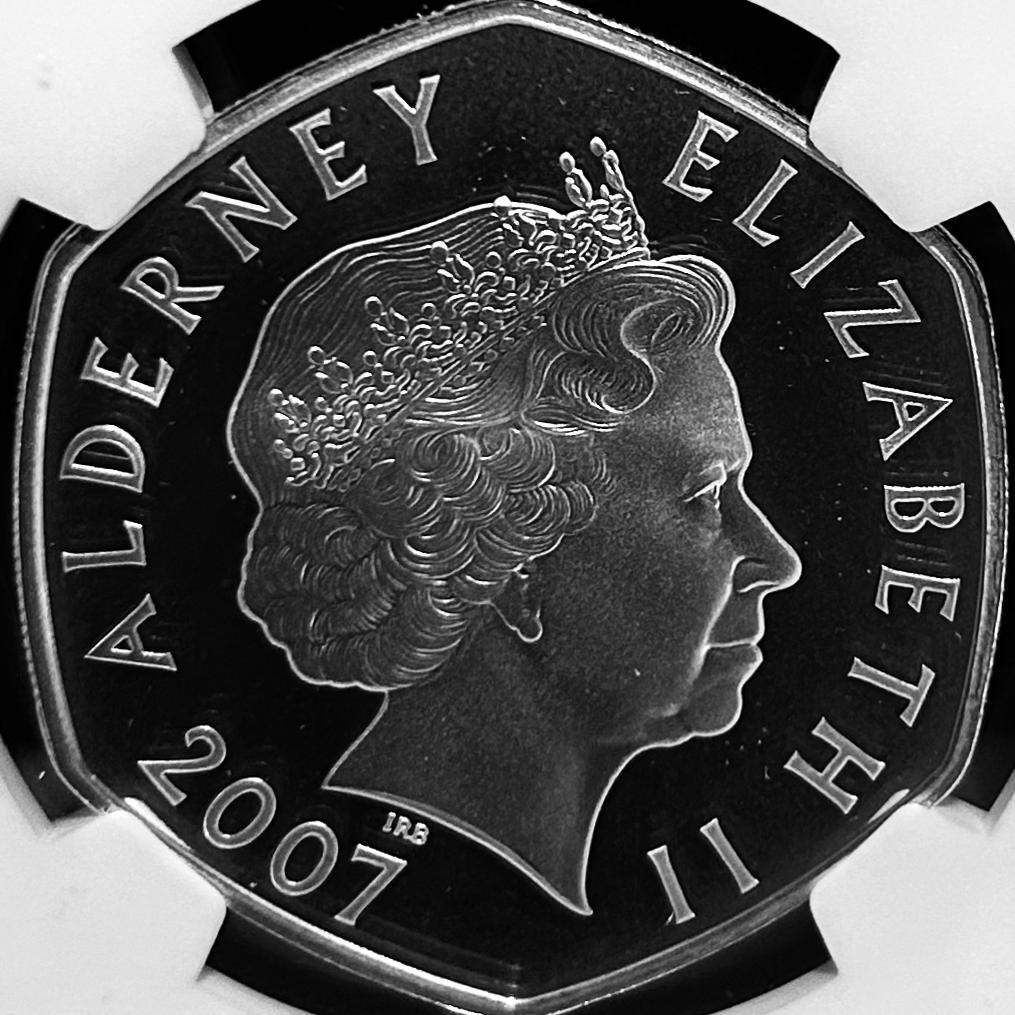 2007年 オルダニー エリザベス女王結婚60周年 銀貨（NGC PF68UC