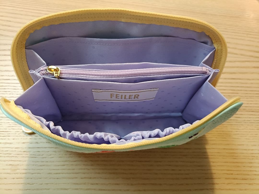 新品未使用】FEILER×神崎恵さんコラボ 便利ポーチ ペールグリーン