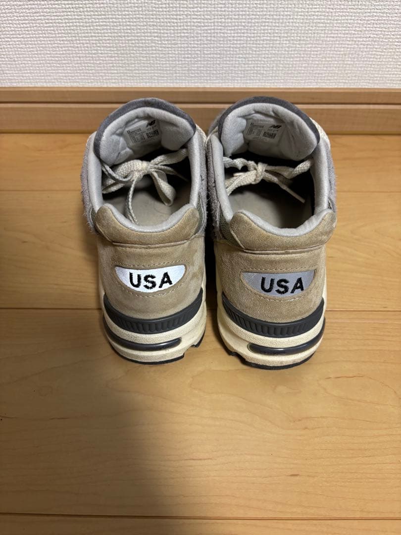 New Balance 990 スニーカー グレー/ベージュ - メルカリ