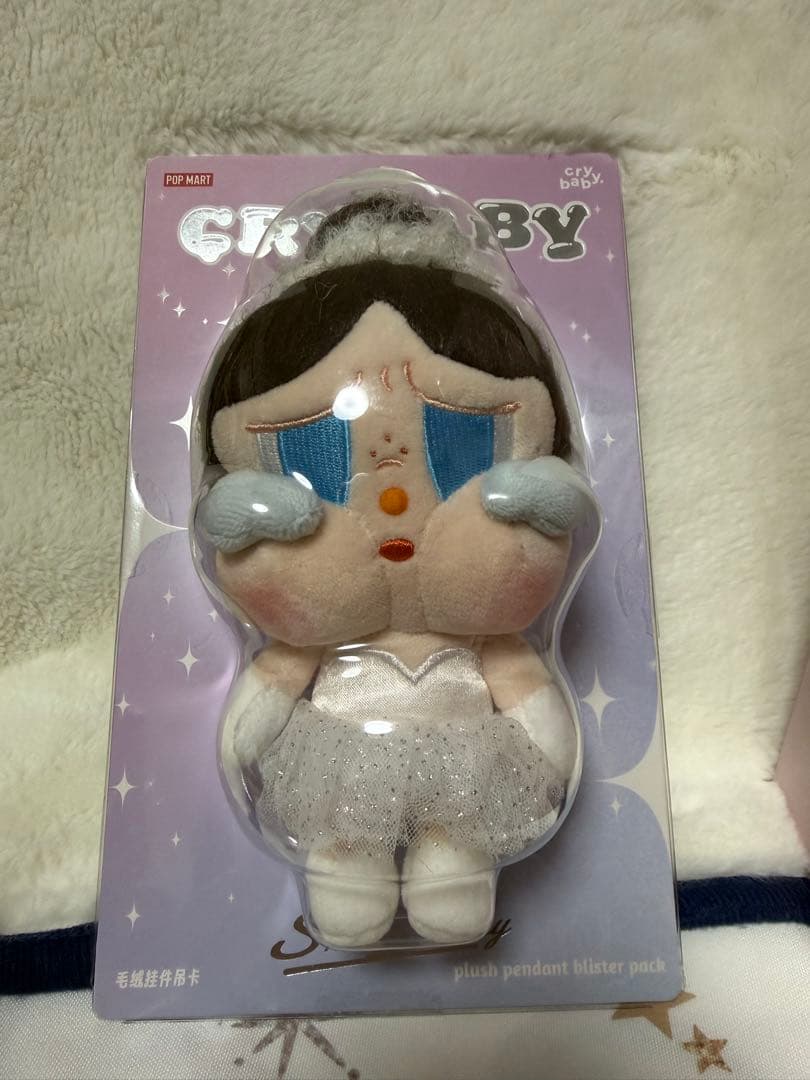 Popmart crybaby ぬいぐるみ　アクセサリー　9点セット (正規品)