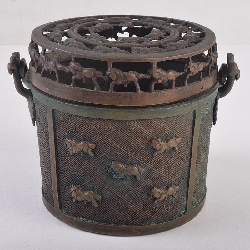 中国 宣徳年製款 古銅宣徳銅 馬刻 持ち手付 透かし蓋香炉 M R8855