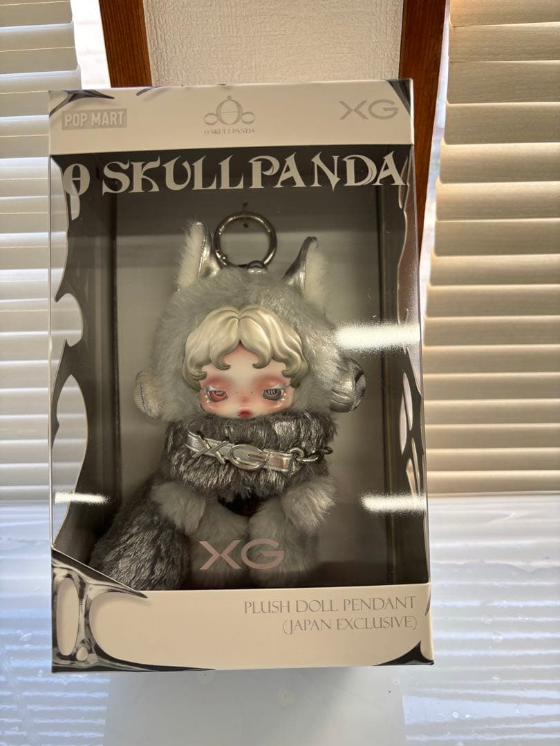 SKULLPANDA スカルパンダXG日本限定 POPMART SKULLPANDA × XG ぬいぐるみペンダント（日本限定） - POP MART (Japan)