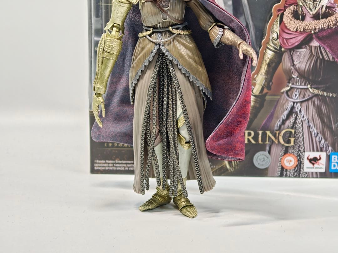 中古美品 S.H.Figuartsミケラの刃　マレニア ELDEN RING