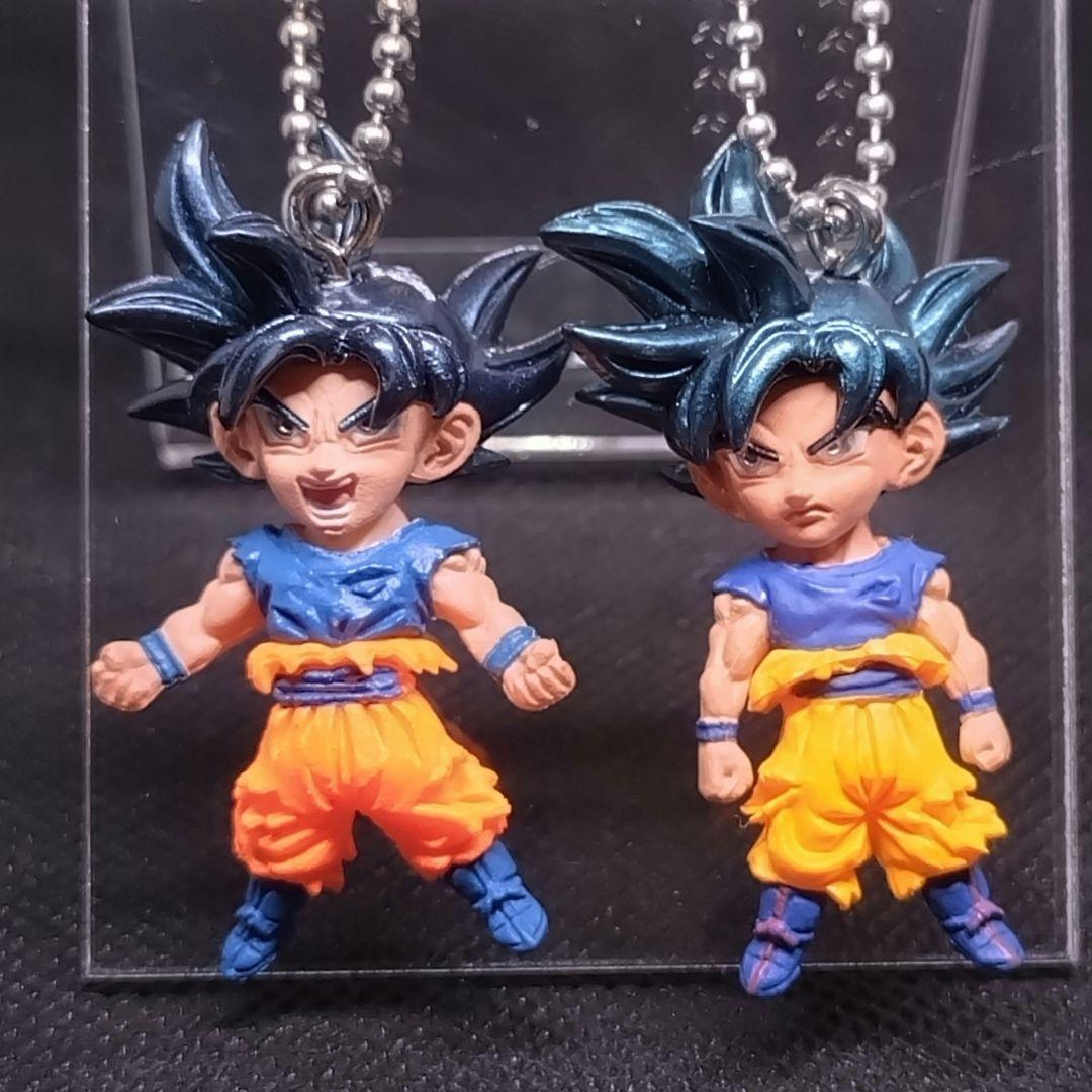 524 ドラゴンボールUDM キーホルダー 身勝手の極意：兆 孫悟空2体