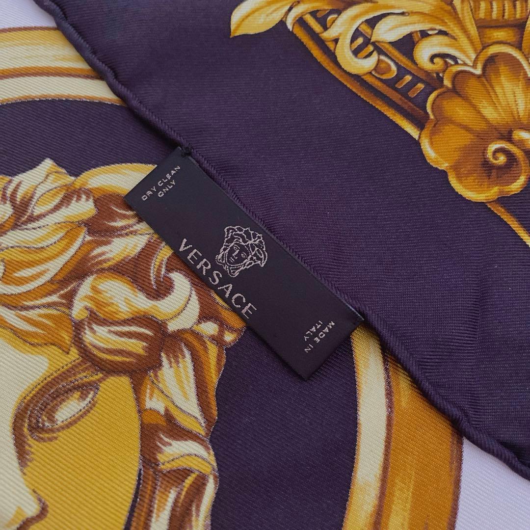 美品】Versace ヴェルサーチ シルク スカーフ - メルカリ
