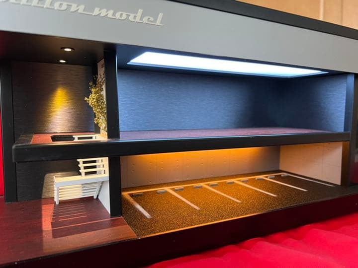 限定ミニカー2台付き！イグニッションモデル　ジオラマ　100限定　1/64