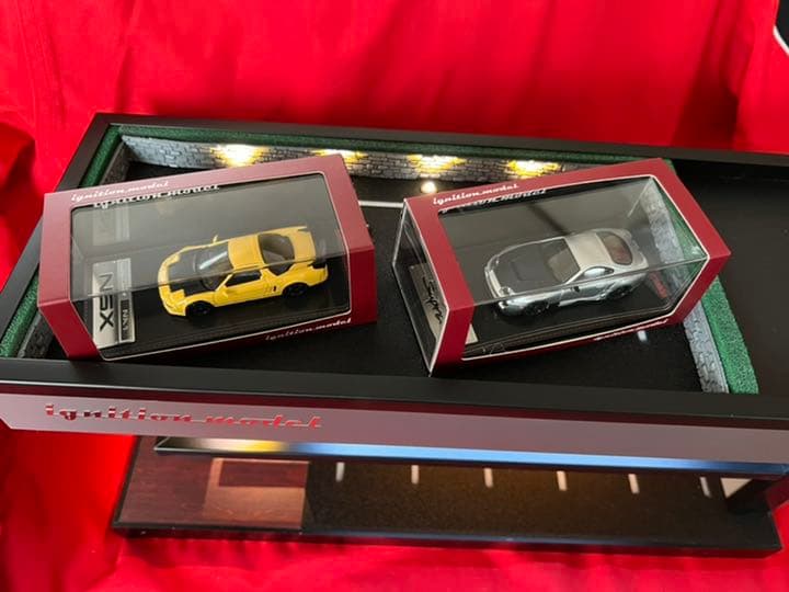 限定ミニカー2台付き！イグニッションモデル　ジオラマ　100限定　1/64