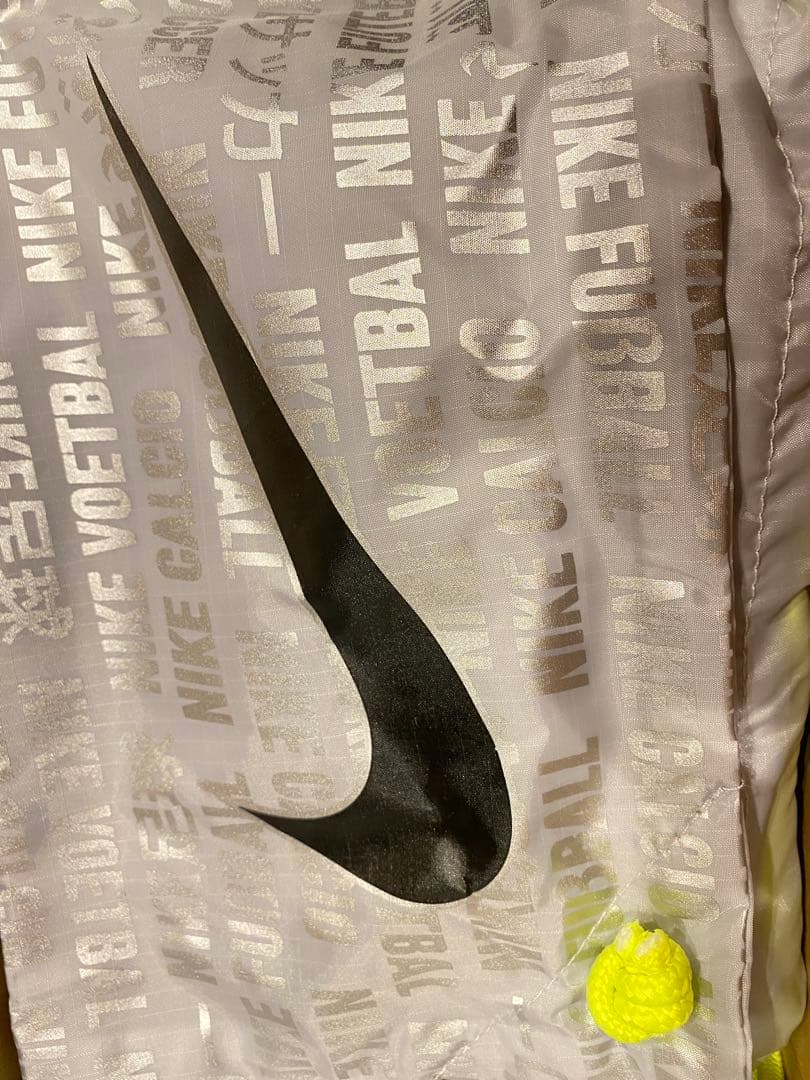 ナイキ　NIKE サッカースパイク　ファントムルナ2 FG 26.5cm