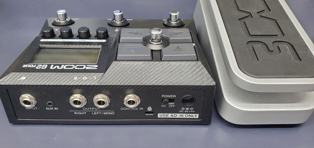 ZOOM G2 FOUR + FP02M (エクスプレッションペダル) - メルカリ
