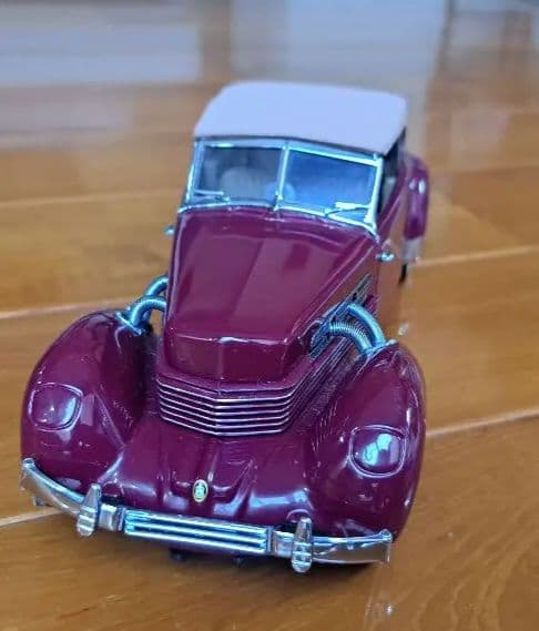 フランクリンミント 1937 Cord 812 Phaeton Roadster - メルカリ