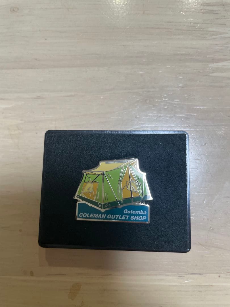 コールマン アウトレットショップ限定 非売品 ピンバッジ バラ売り不可