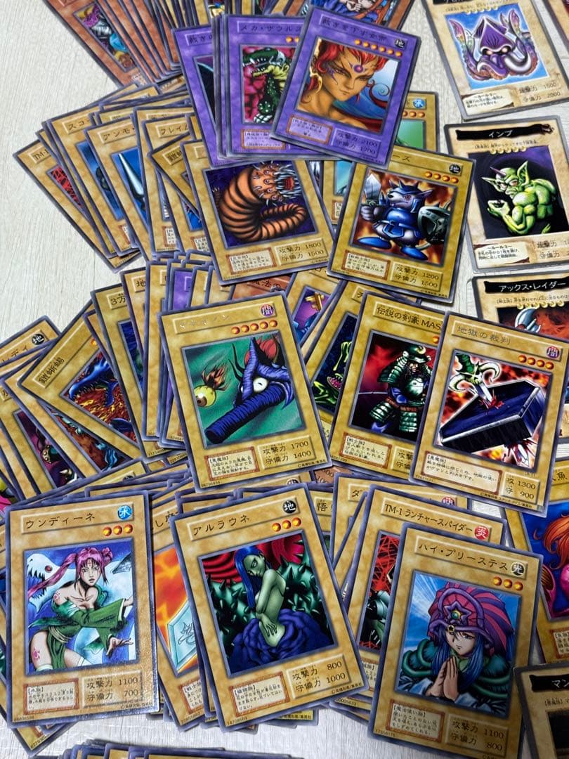 【初期カード200枚以上】遊戯王カード引退品
