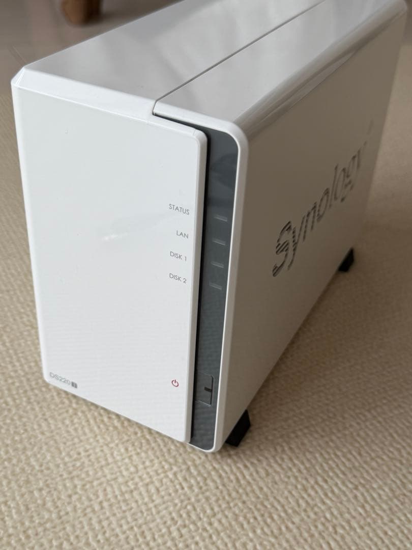 Synology DS220j NAS (WD Red 2TB HDD付) - メルカリ